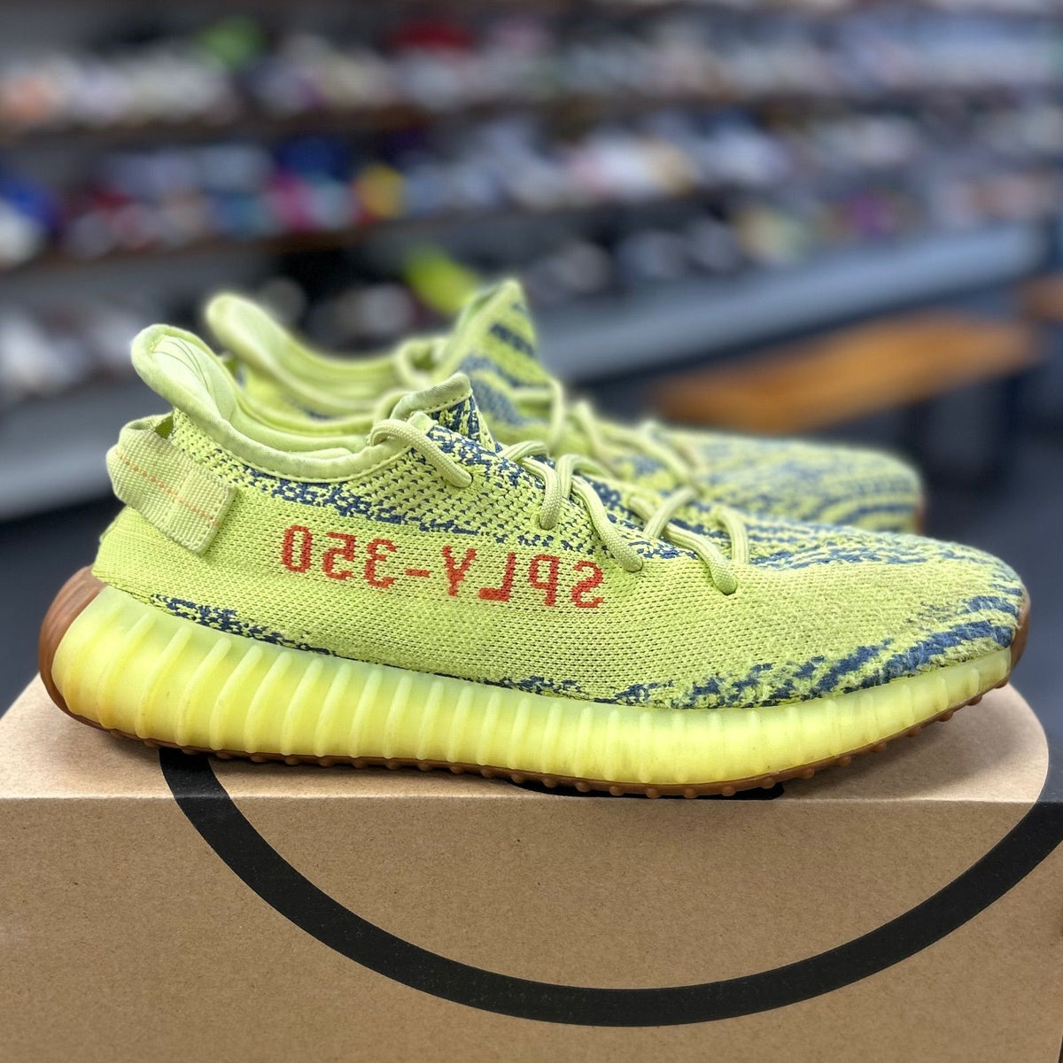 adidas Yeezy Boost 350 V2 Semi Frozen Yellow - Preowned