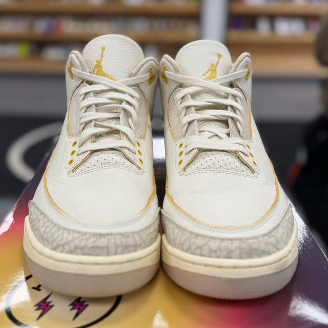 Jordan 3 Retro SP J Balvin Medellín Sunset - Preowned