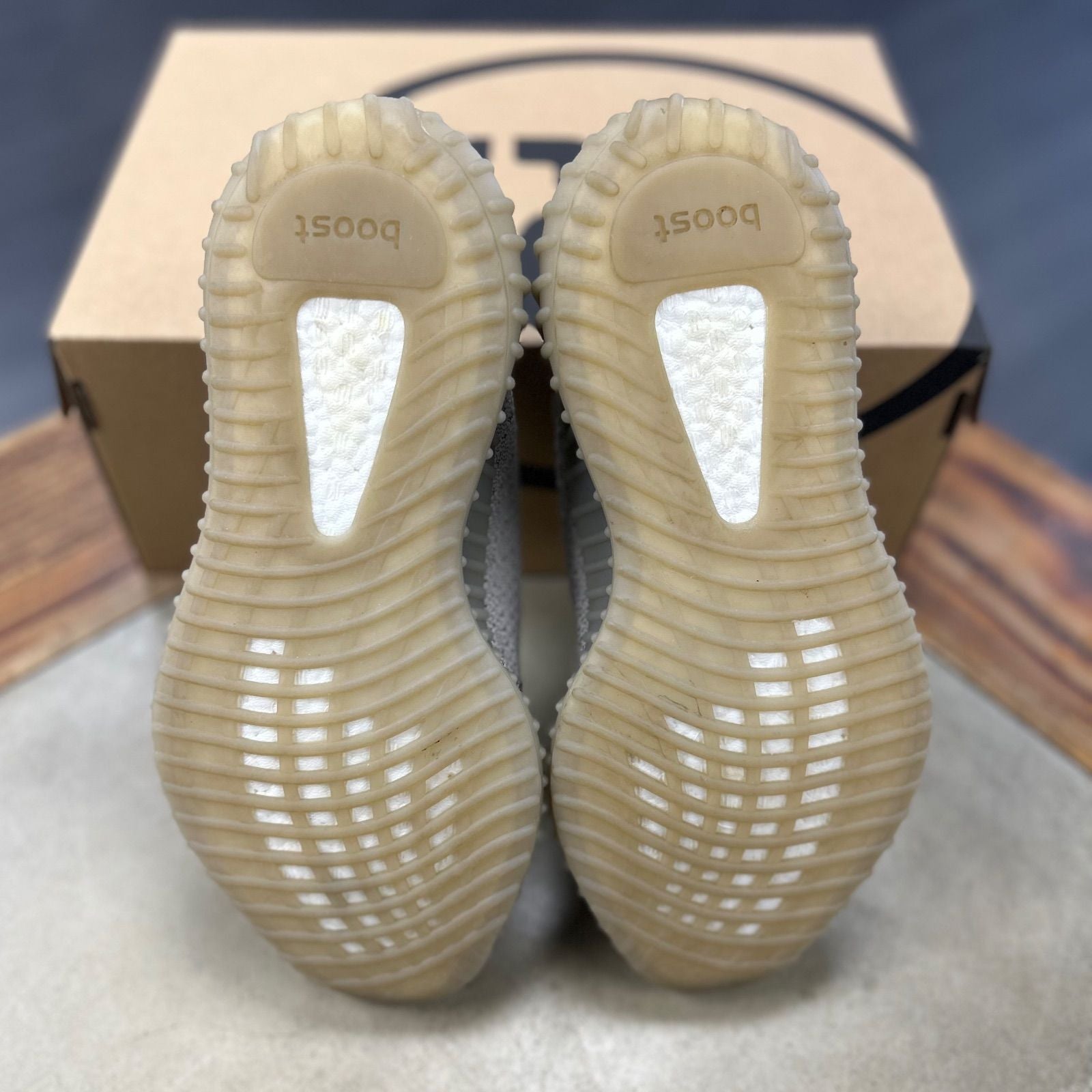 adidas Yeezy Boost 350 V2 Slate - Preowned