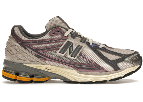 BRAND NEW STEAL - New Balance 1906R Licorice