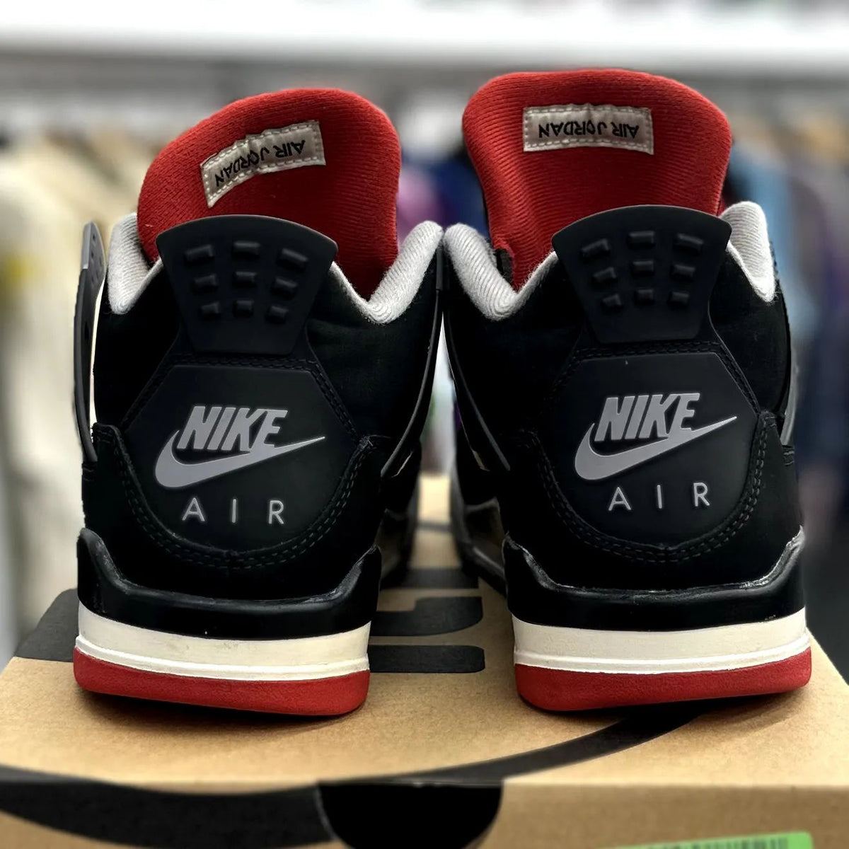Jordan 4 Retro Bred (2019) (GS) - Preowned