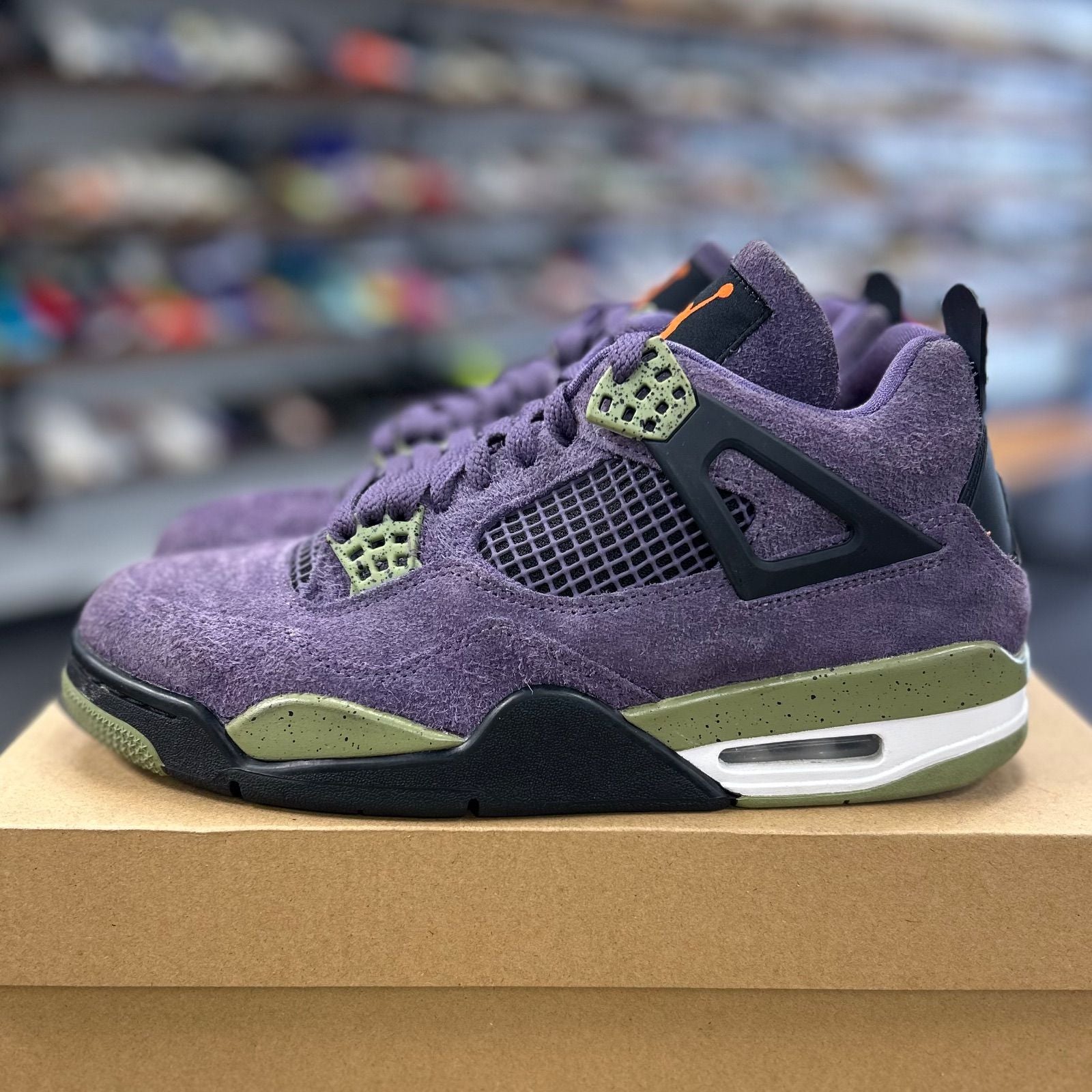 Jordan 4 Retro Canyon Purple (Women's) - Preowned