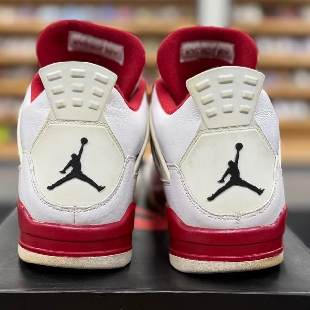 Jordan 4 Retro Alternate 89 - Preowned