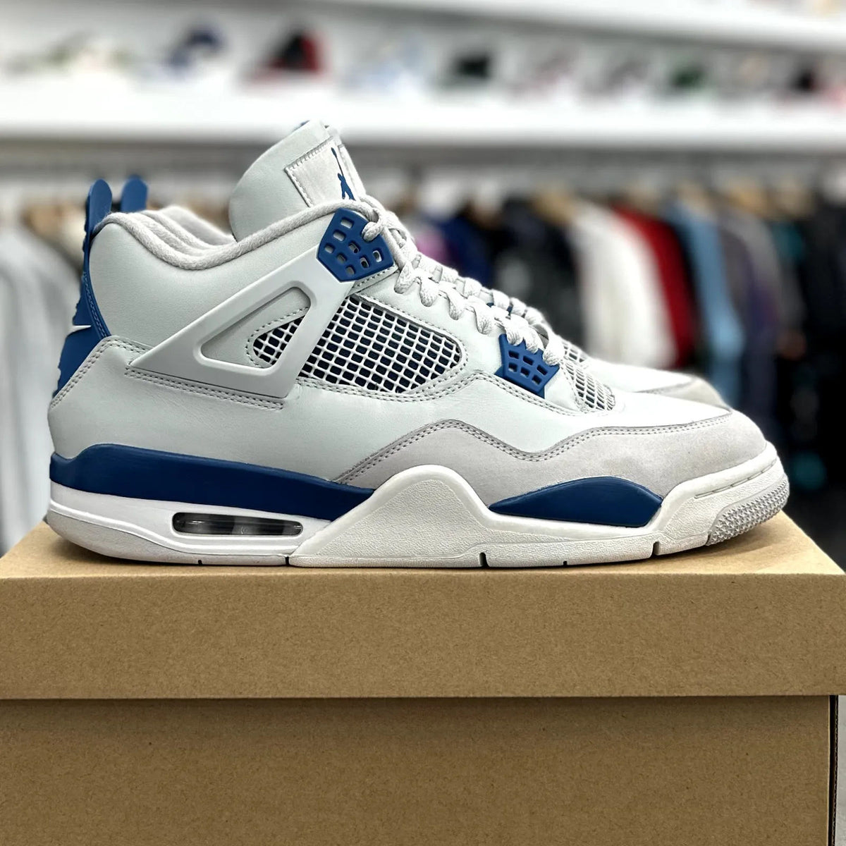 Jordan 4 Retro Military Blue (2024) - Preowned