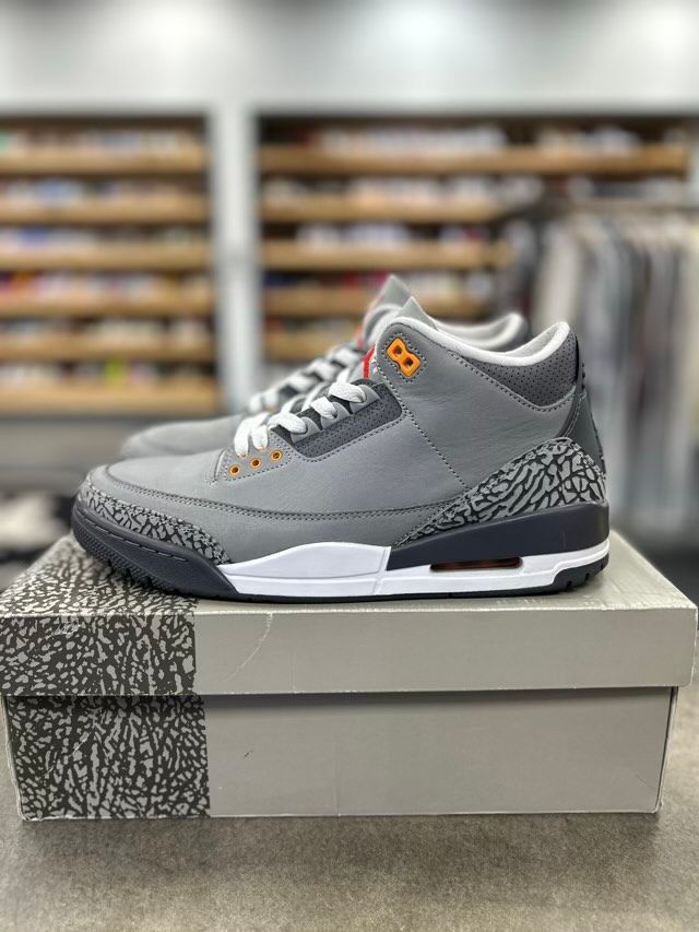 Jordan 3 Retro Cool Grey (2021) - Preowned