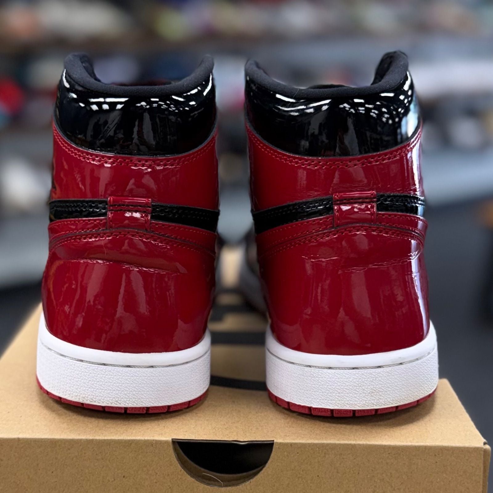 Jordan 1 Retro High OG Patent Bred - Preowned