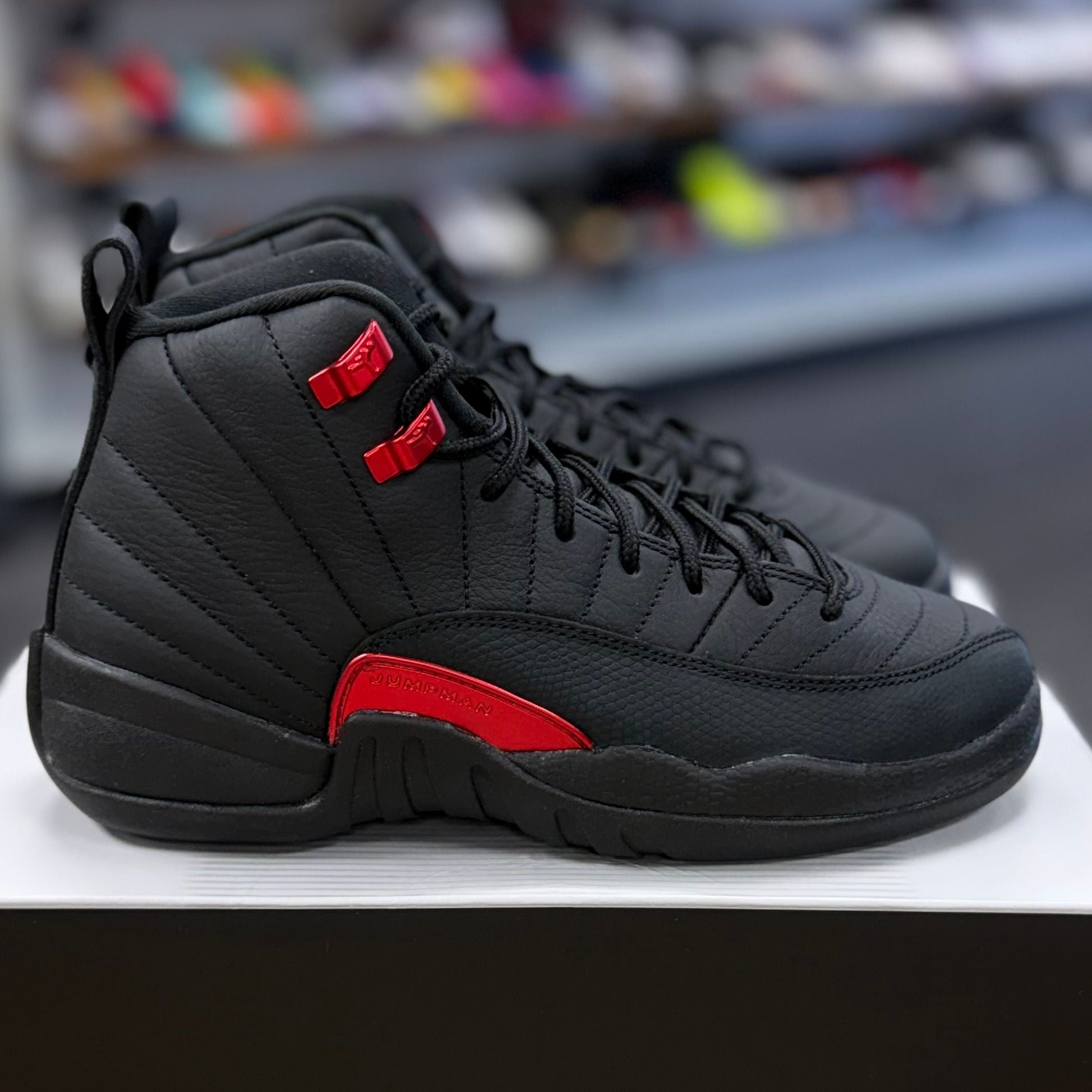 BRAND NEW STEAL - Jordan 12 Retro Bloodline (GS)