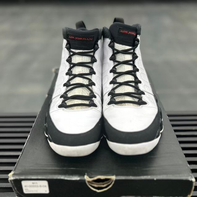 Jordan 9 Retro OG (2016) - Preowned