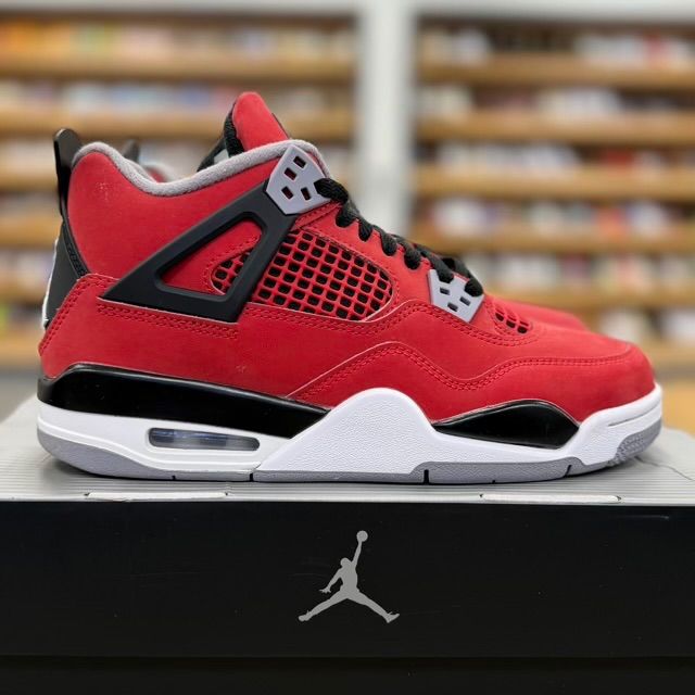 Jordan 4 Retro Toro Bravo (2026) (GS) - Preowned