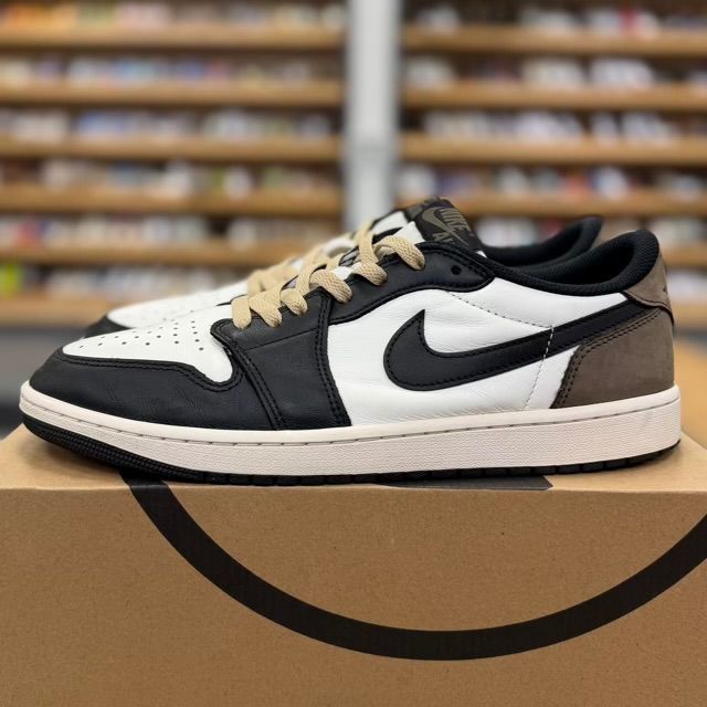 Jordan 1 Retro Low OG Mocha - Preowned
