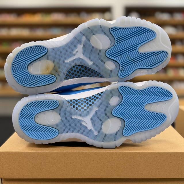 Jordan 11 Retro Low University Blue (2026) - Preowned
