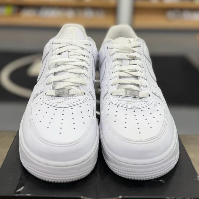 Nike Air Force 1 Low Supreme White - Preowned