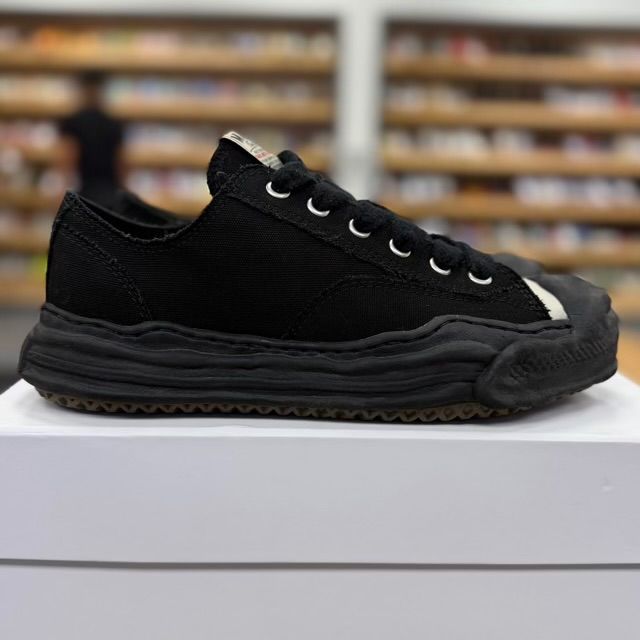 Maison Mihara Yasuhiro Hank OG Sole Canvas Low (Black/Black) - Preowned