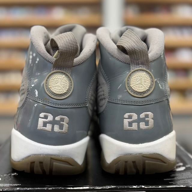 Jordan 9 Retro Cool Grey (2012) - Preowned