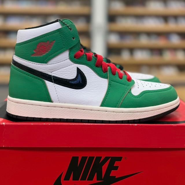 Jordan 1 Retro High Lucky Green (Women's) - Preowned
