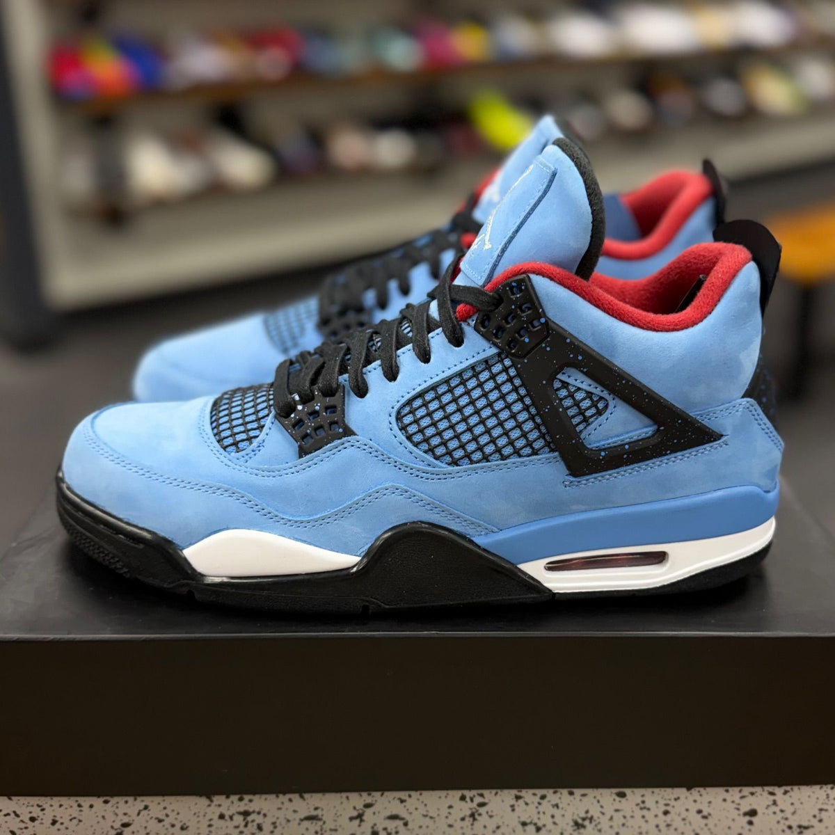 Jordan 4 Retro Travis Scott Cactus Jack - Preowned