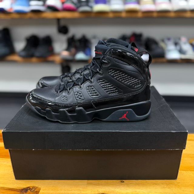 Jordan 9 Retro Bred Patent - Preowned