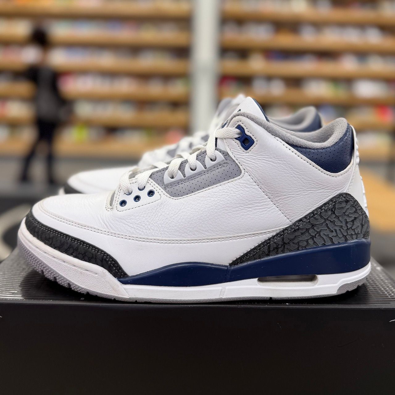 Jordan 3 Retro Midnight Navy - Preowned