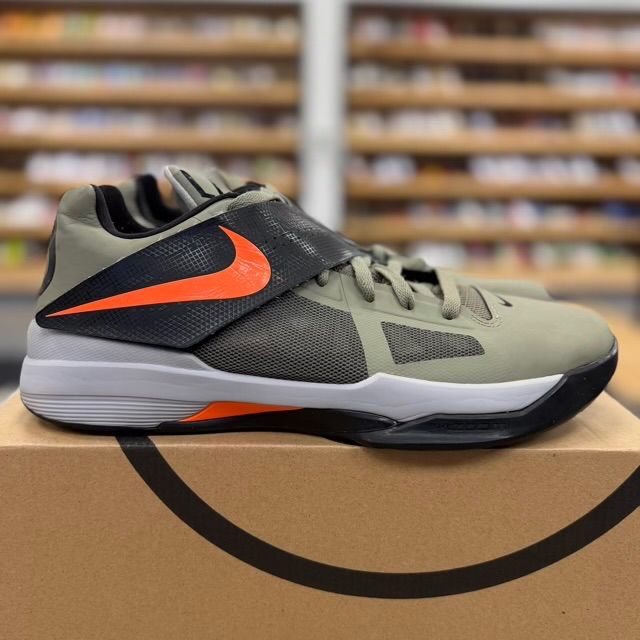Nike KD 4 Rogue Green Undefeated - Preowned