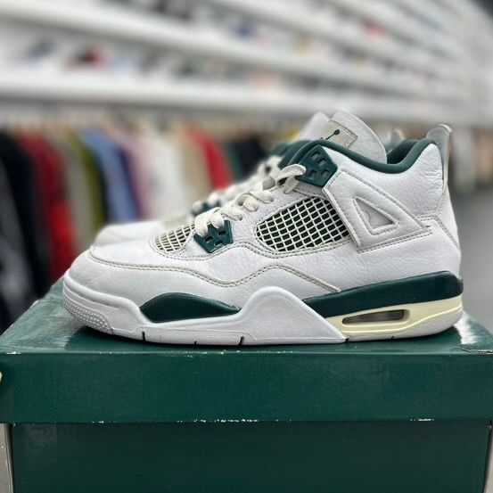 Jordan 4 Retro Oxidized Green (GS) - Preowned