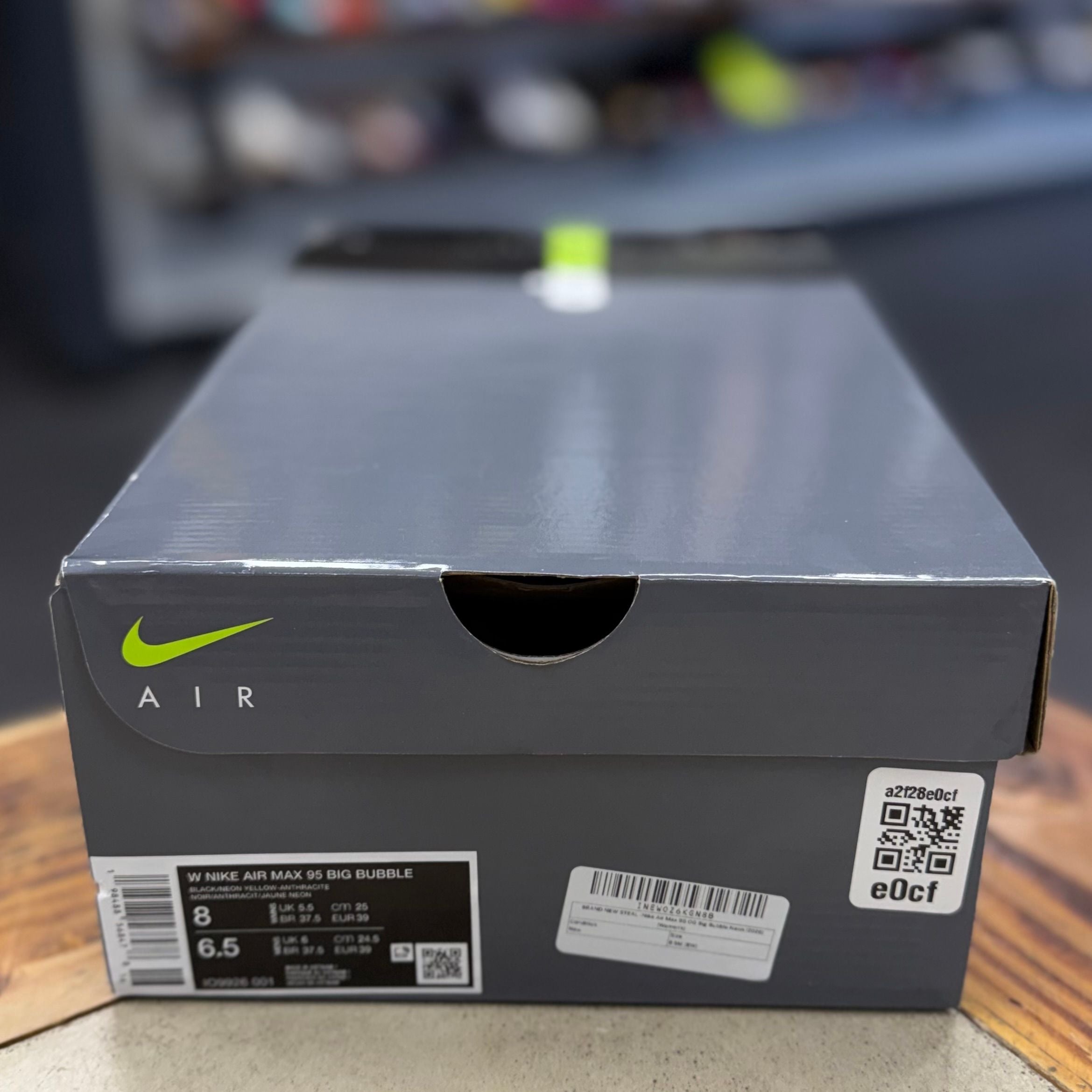 BRAND NEW STEAL - Nike Air Max 95 OG Big Bubble Neon (2026) (Women's)