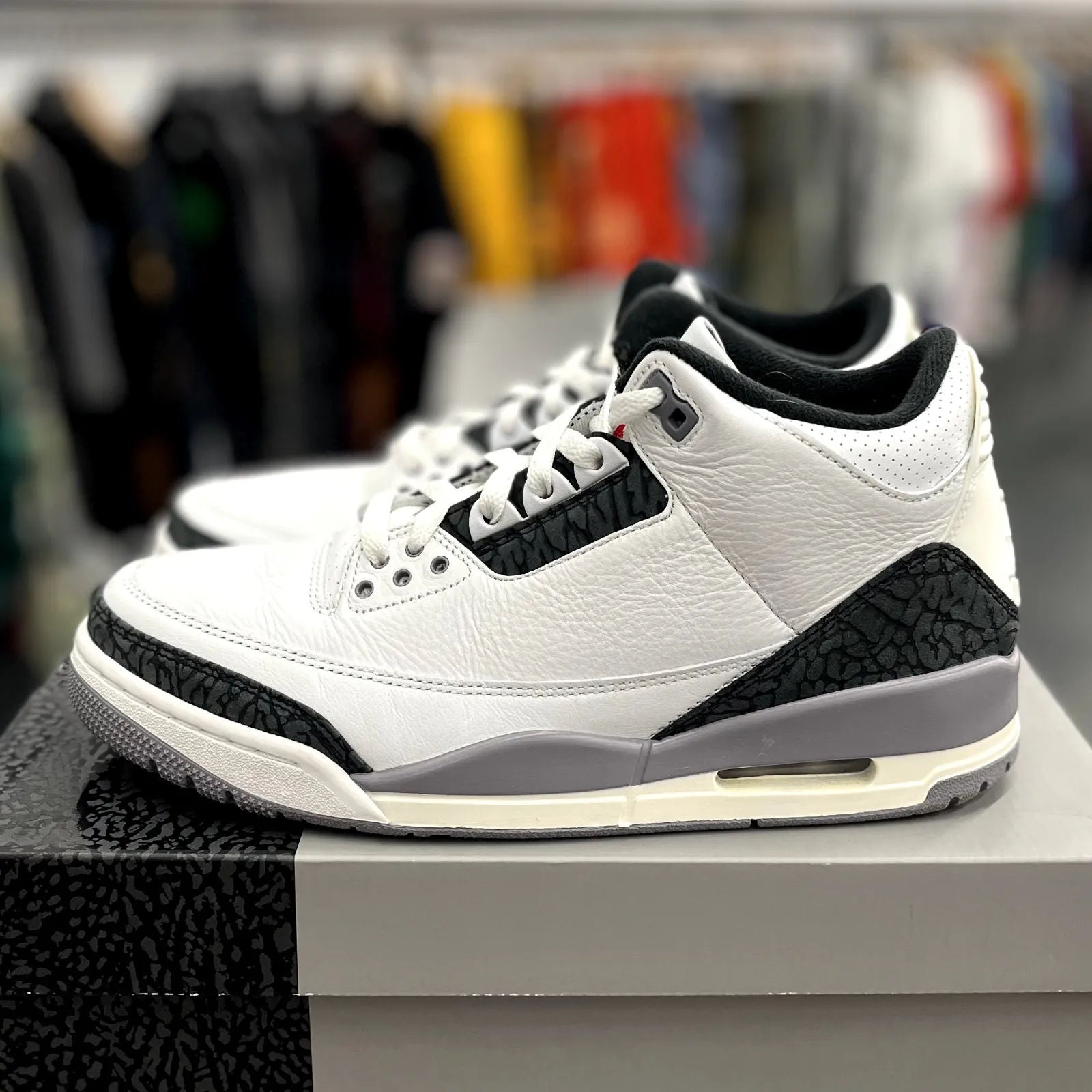 Jordan 3 Retro Cement Grey - Preowned