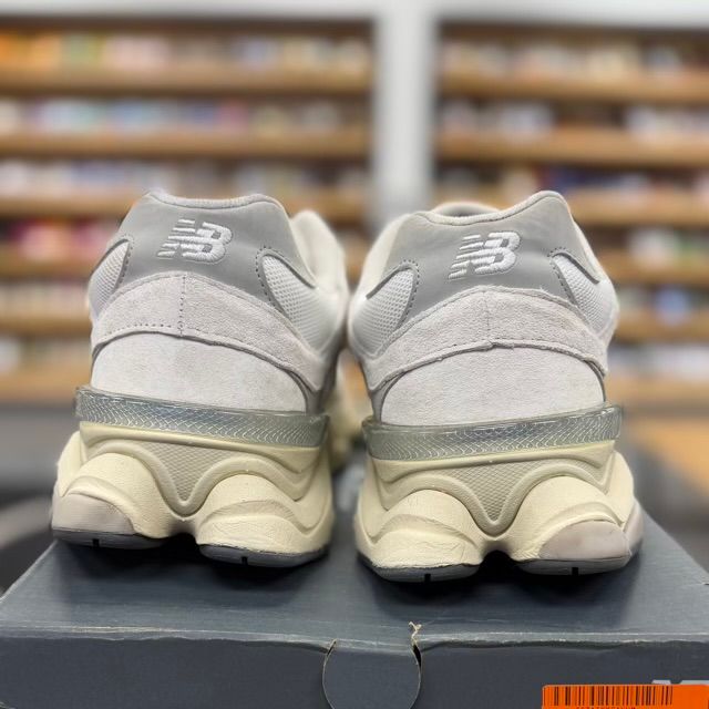 New Balance 9060 Sea Salt White - Preowned
