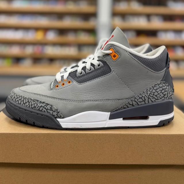 Jordan 3 Retro Cool Grey (2021) - Preowned