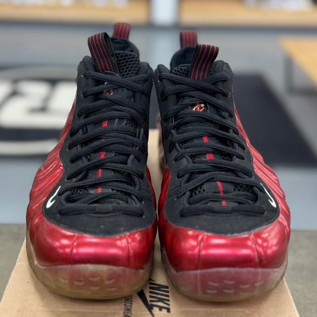 Nike Air Foamposite One Metallic Red (2012) - Preowned