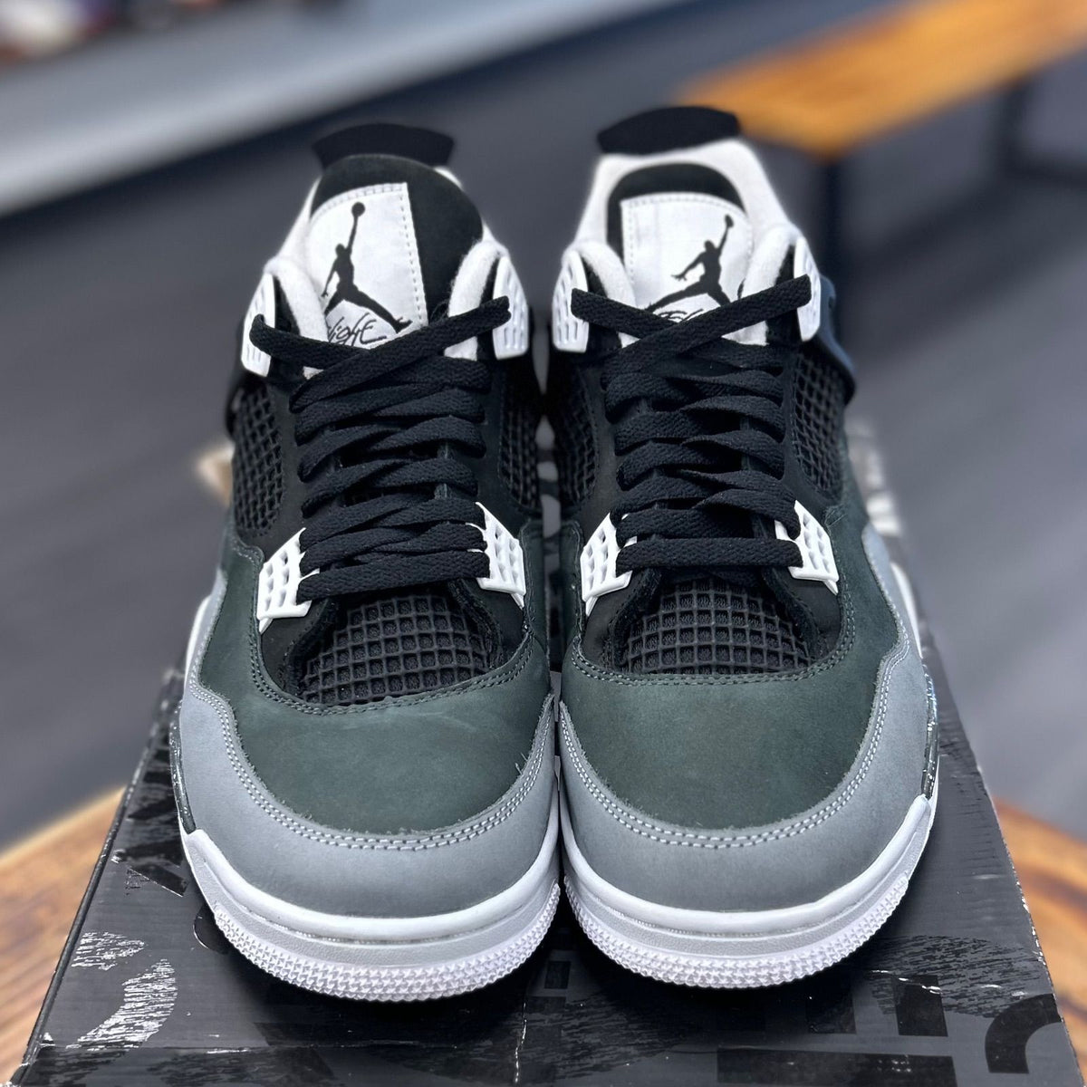 Jordan 4 Retro Fear (2024) - Preowned