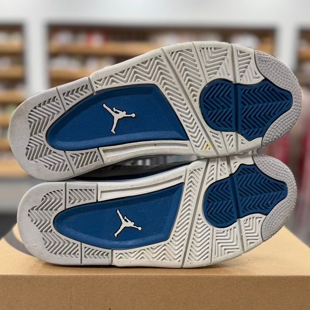 Jordan 4 Retro Military Blue (2024) (GS) - Preowned