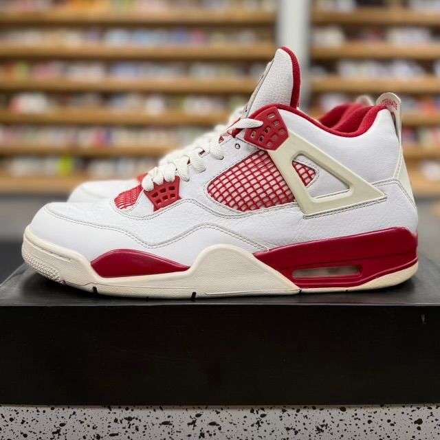 Jordan 4 Retro Alternate 89 - Preowned