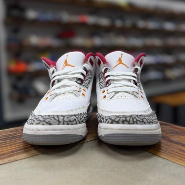 Jordan 3 Retro Cardinal (GS) - Preowned