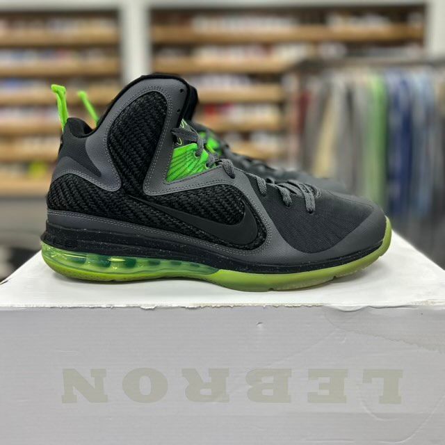 Nike LeBron 9 Dunkman - Preowned