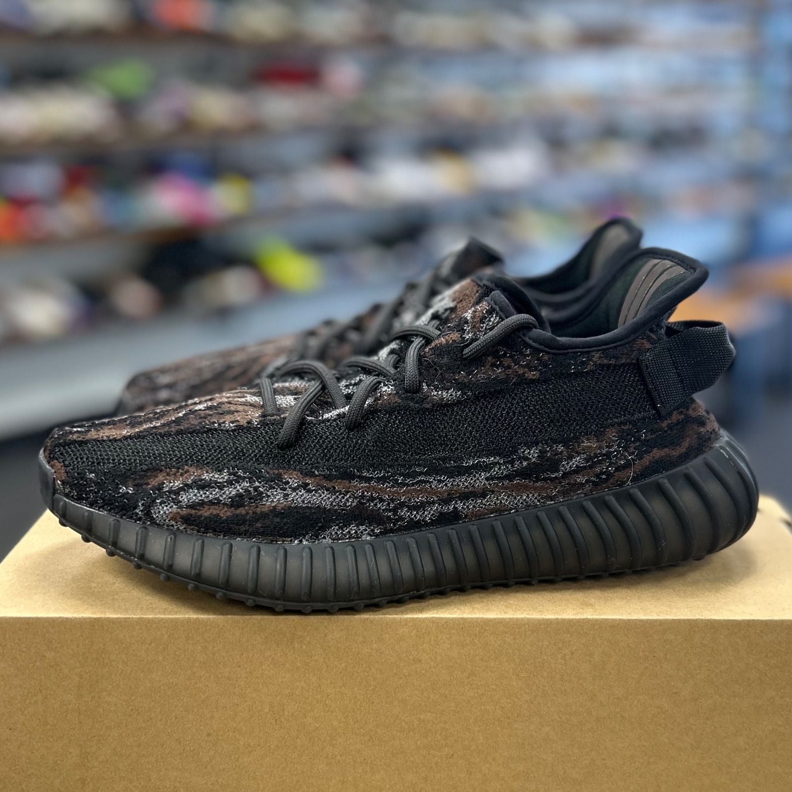 adidas Yeezy Boost 350 V2 MX Rock - Preowned