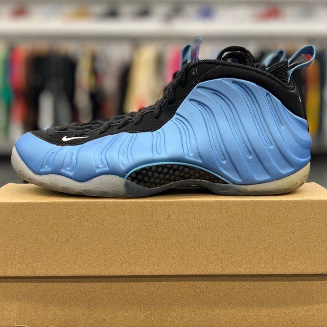 Nike Air Foamposite One University Blue - Preowned