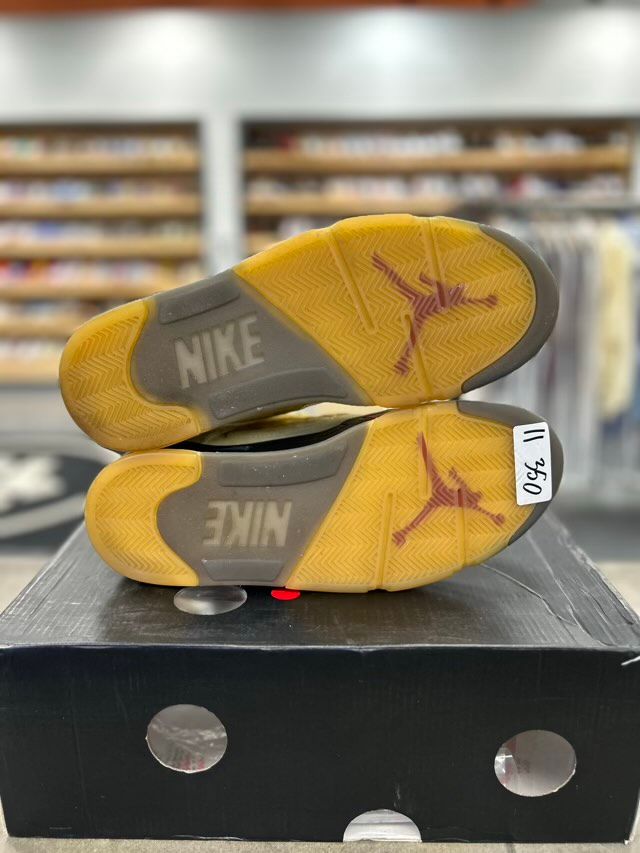 Jordan 5 Retro Off-White Sail - Preowned