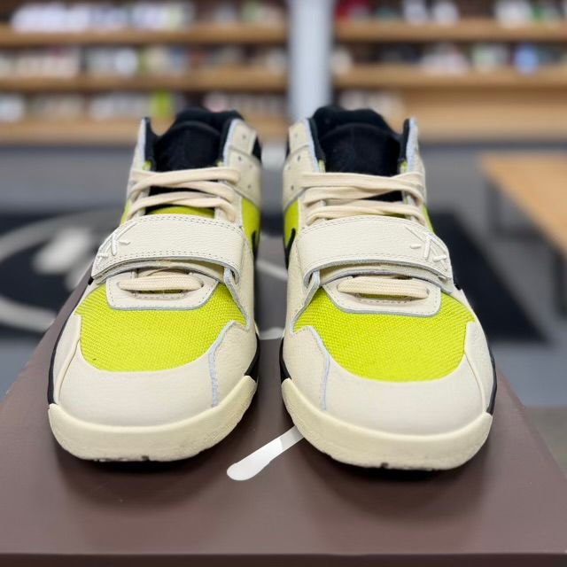 Jordan Jumpman Jack TR Travis Scott Bright Cactus - Preowned