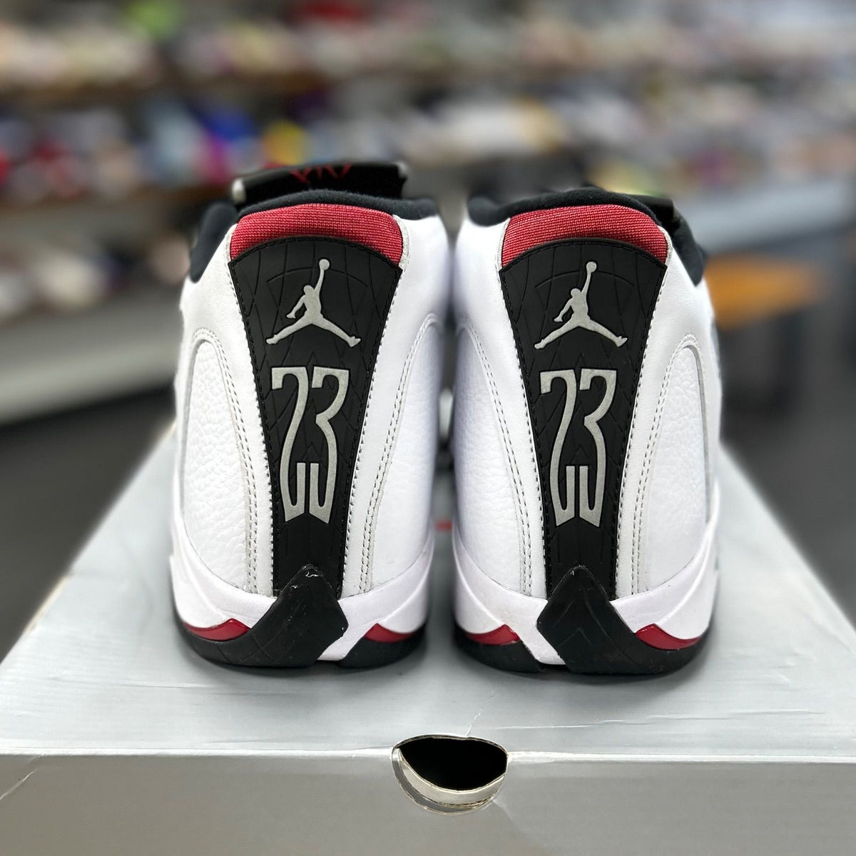 Jordan 14 Retro Black Toe (2024) - Preowned