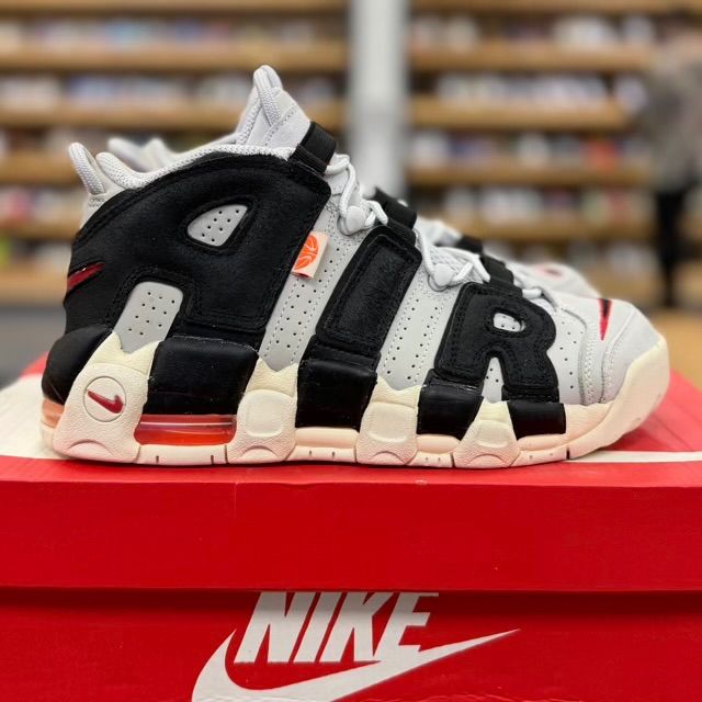 Nike Air More Uptempo Hoops (GS) - Preowned