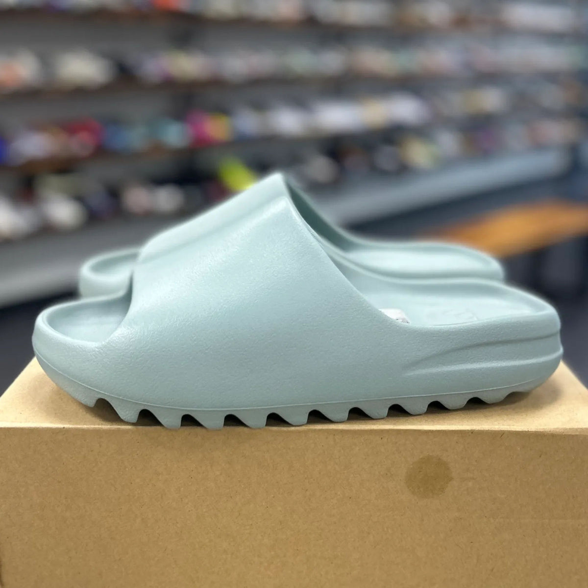 adidas Yeezy Slide Salt - Preowned