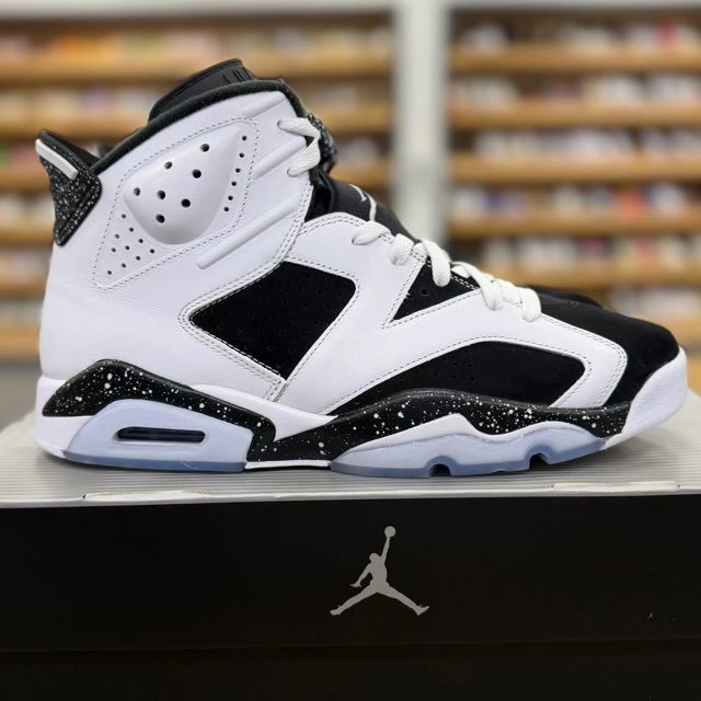 Jordan 6 Retro Oreo (2026) - Preowned