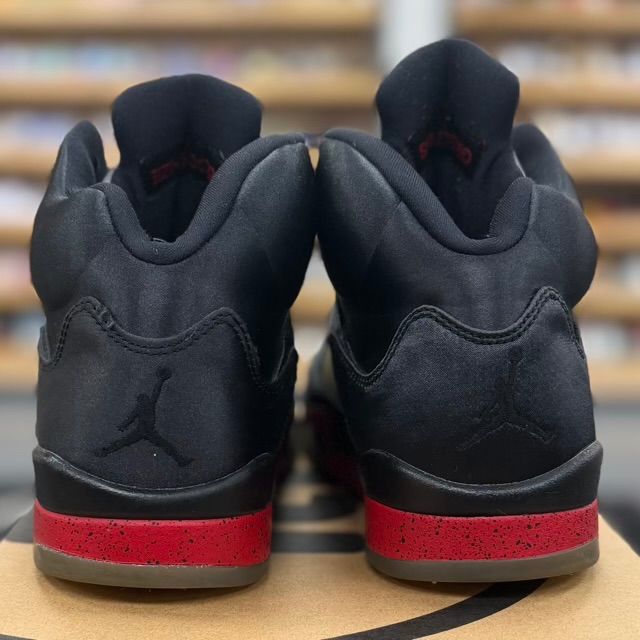 Jordan 5 Retro Satin Bred - Preowned