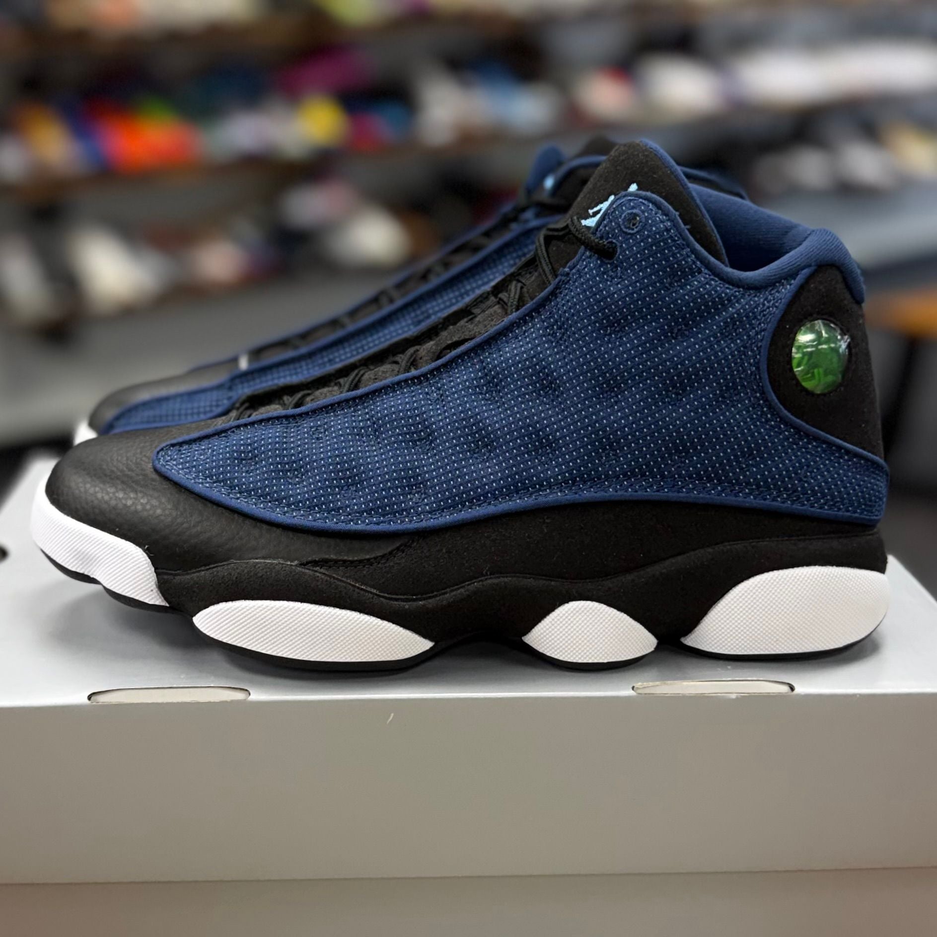 BRAND NEW STEAL - Jordan 13 Retro Brave Blue
