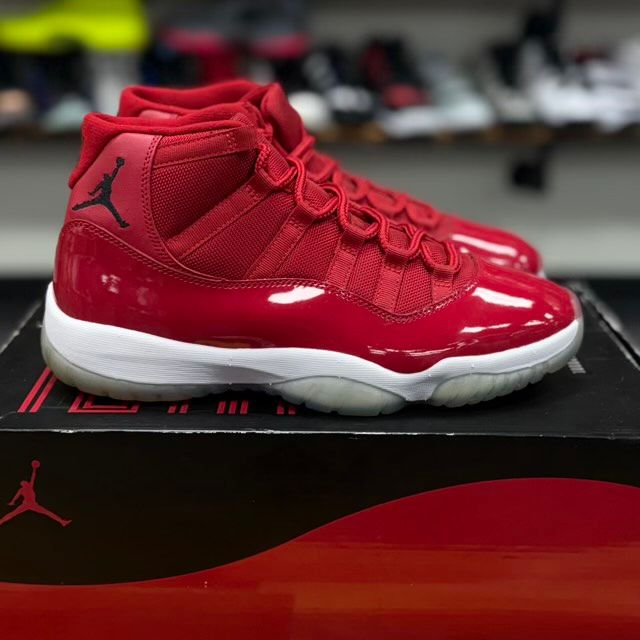 Jordan 11 Retro Win Like 96 - Preowned