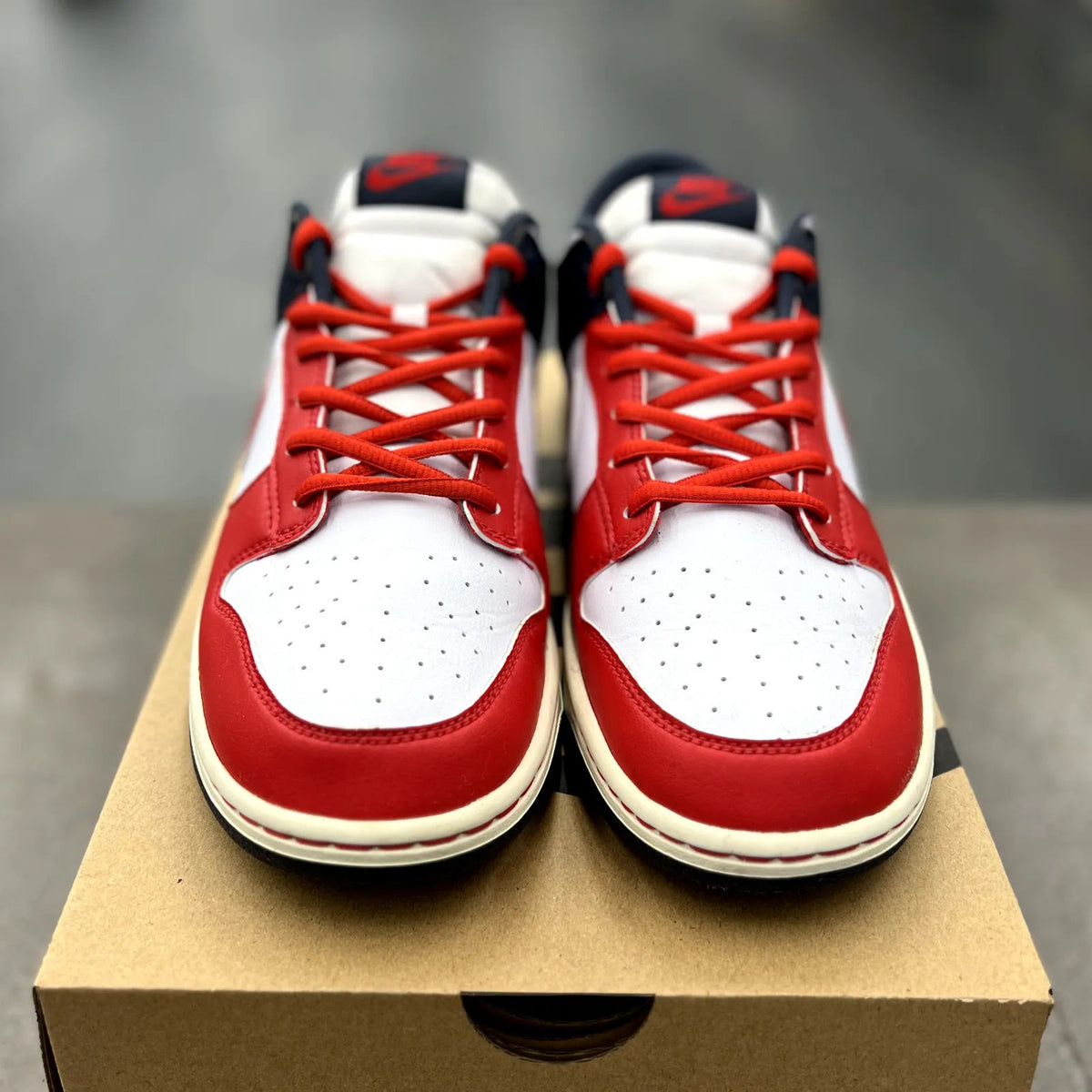 Nike Dunk Low Boston Red Sox - Preowned