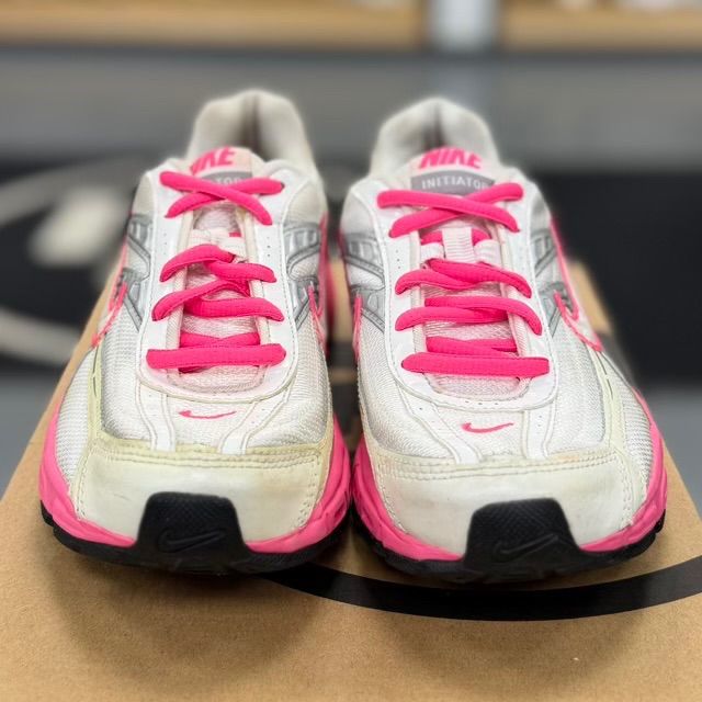 Nike Wmns Initiator White Hot Pink - Preowned