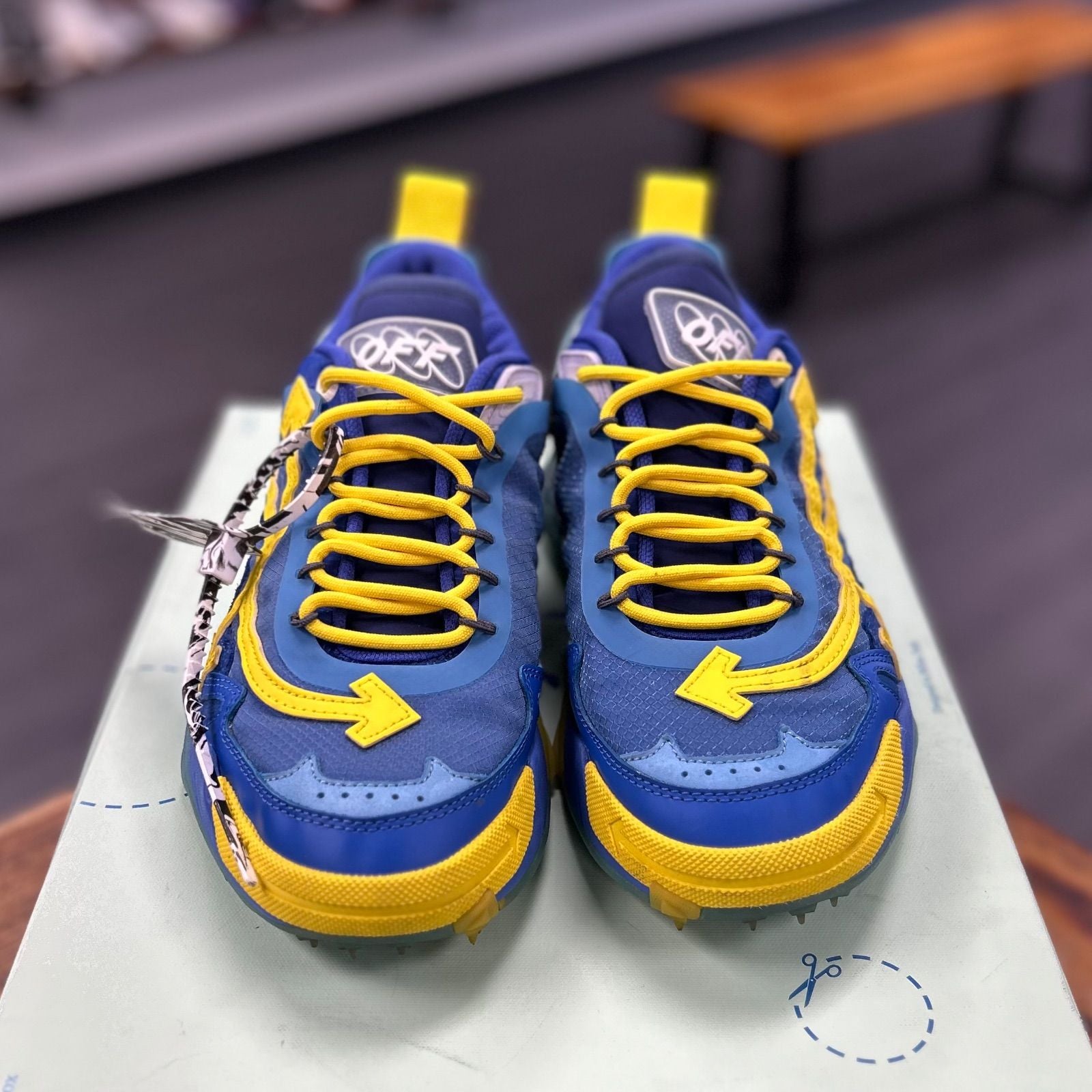 Off-White Odsy-2000 Blue Yellow - Preowned