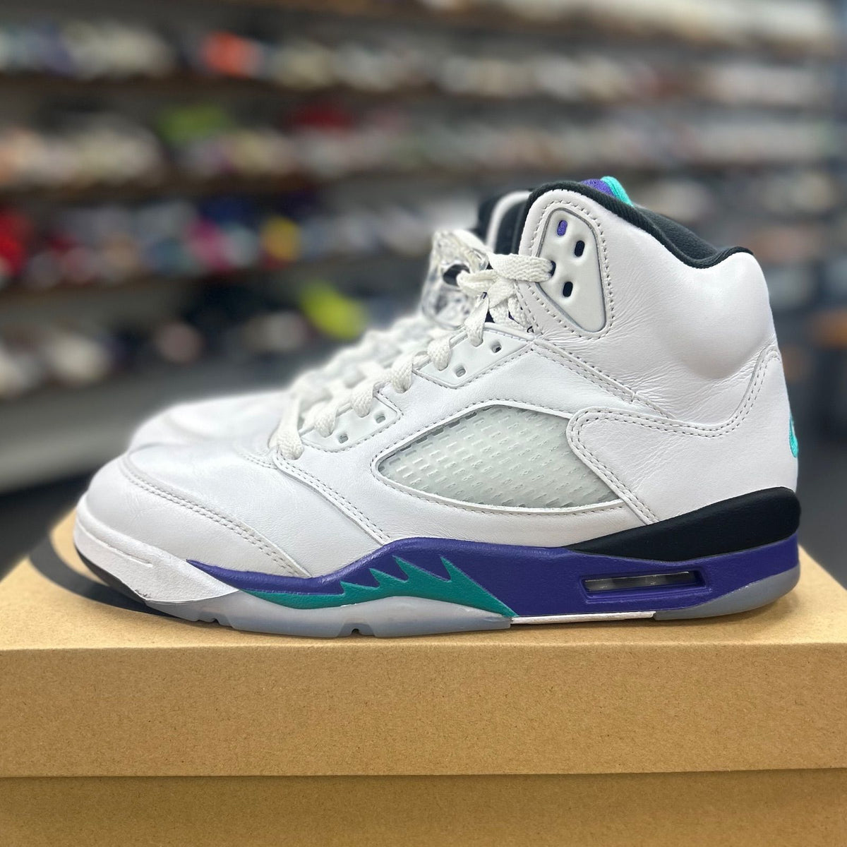 Jordan 5 Retro Grape (2025) - Preowned