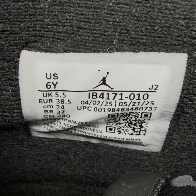 Jordan 4 Retro Black Cat (2025) (GS) - Preowned